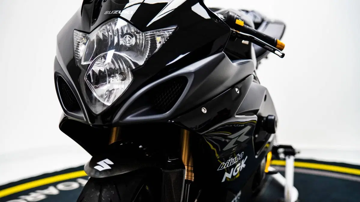 Suzuki GSX-R1000 (2005 - 06) (18)