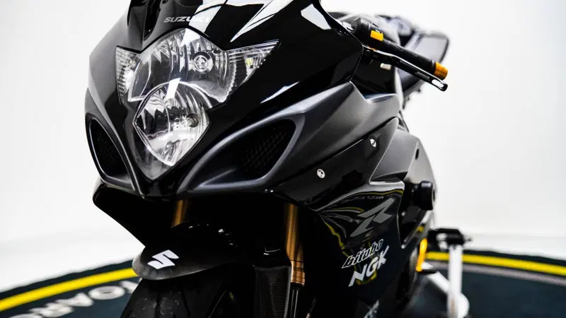 Suzuki GSX-R1000 (2005 - 06) (18)