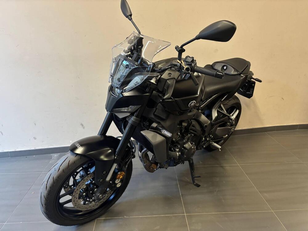 Yamaha MT-09 Y-AMT (2024 - 25) (5)