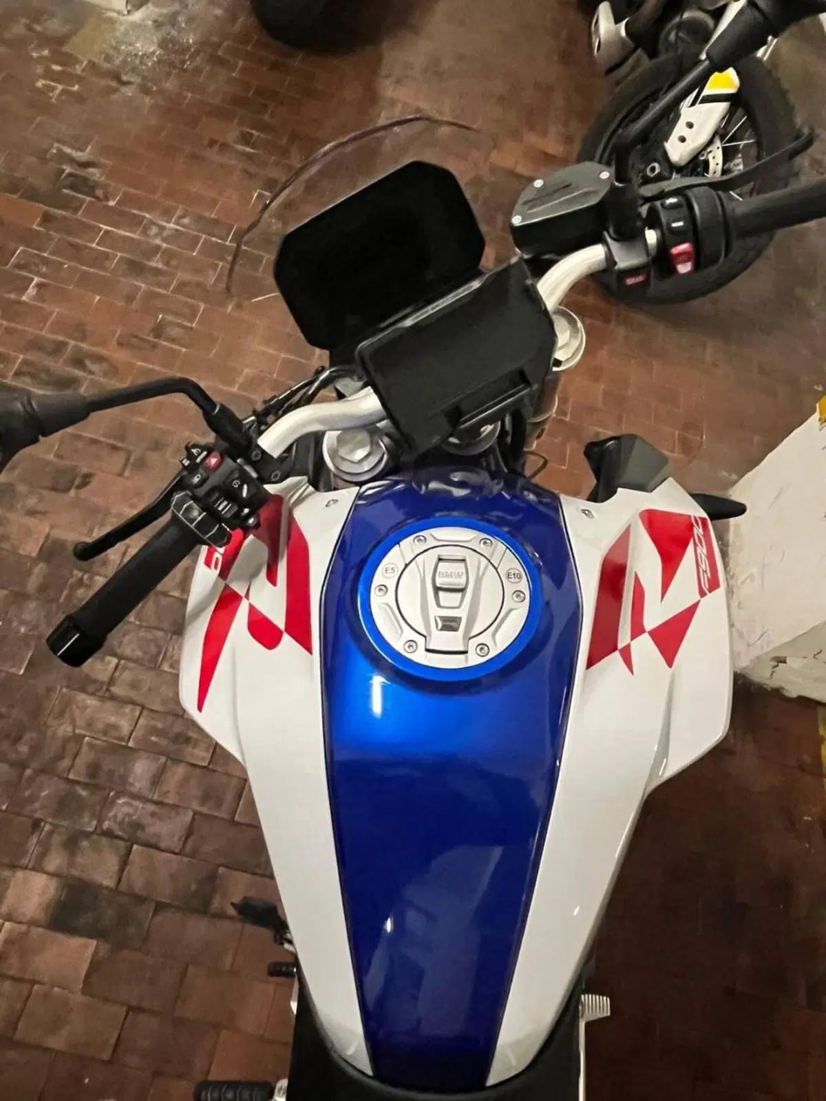 Bmw F 900 R (2021 - 24) (4)
