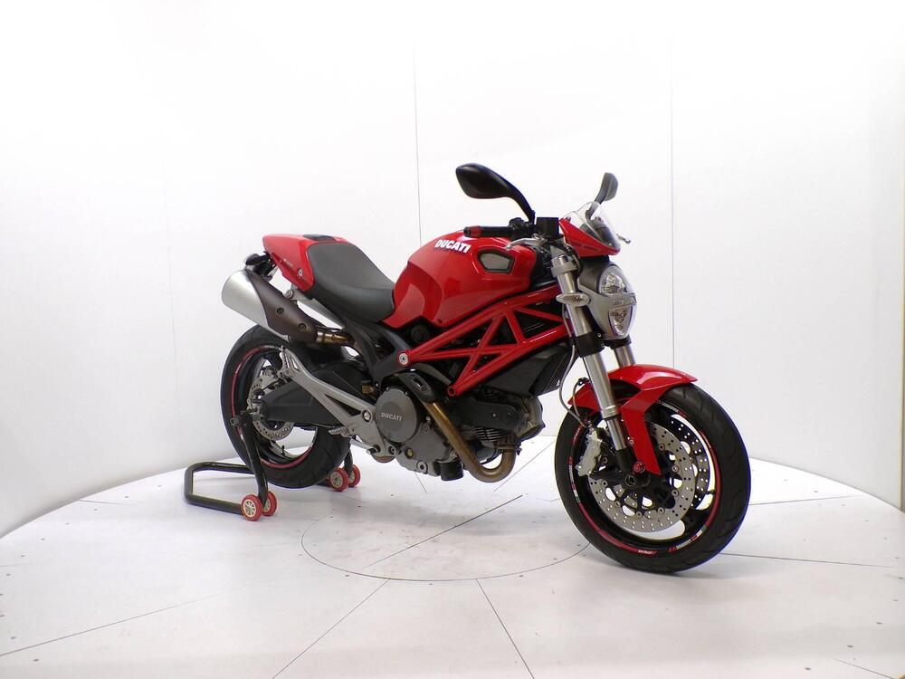 Ducati Monster 696 Plus (2007 - 14) (2)