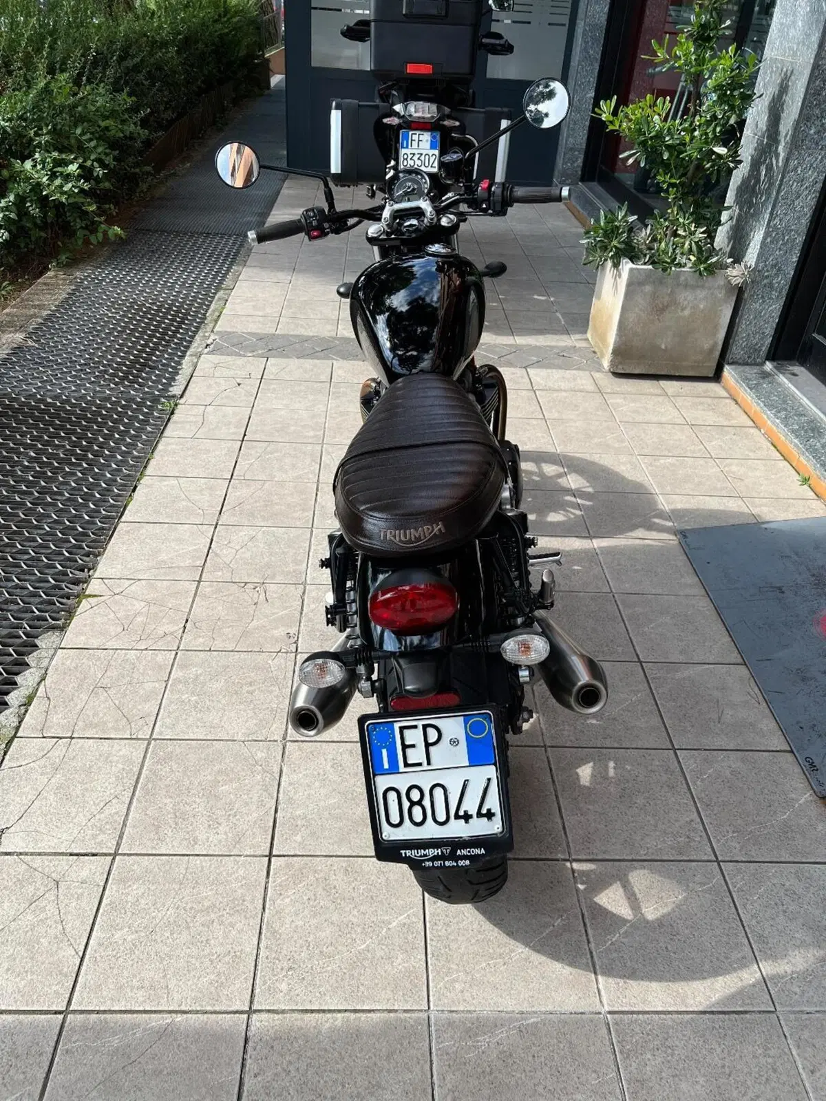 Triumph Street Twin 900 (2019 - 20) (4)