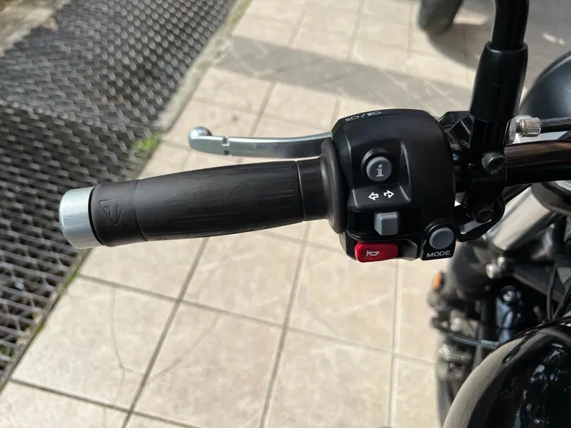 Triumph Street Twin 900 (2019 - 20) (12)