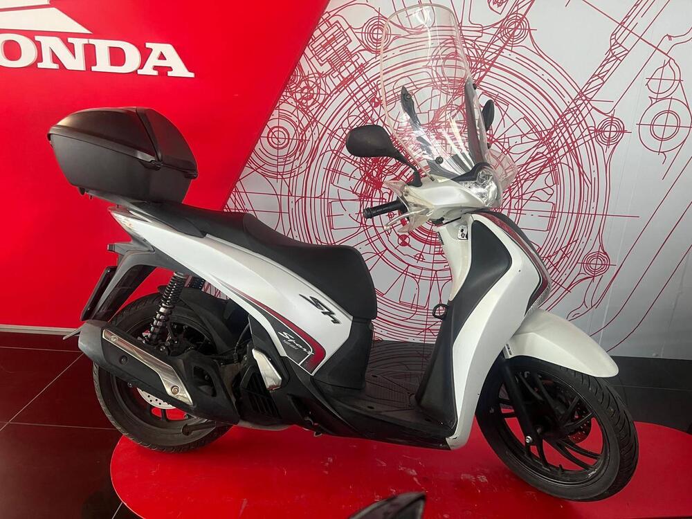 Honda SH 125 i ABS (2013 - 17)
