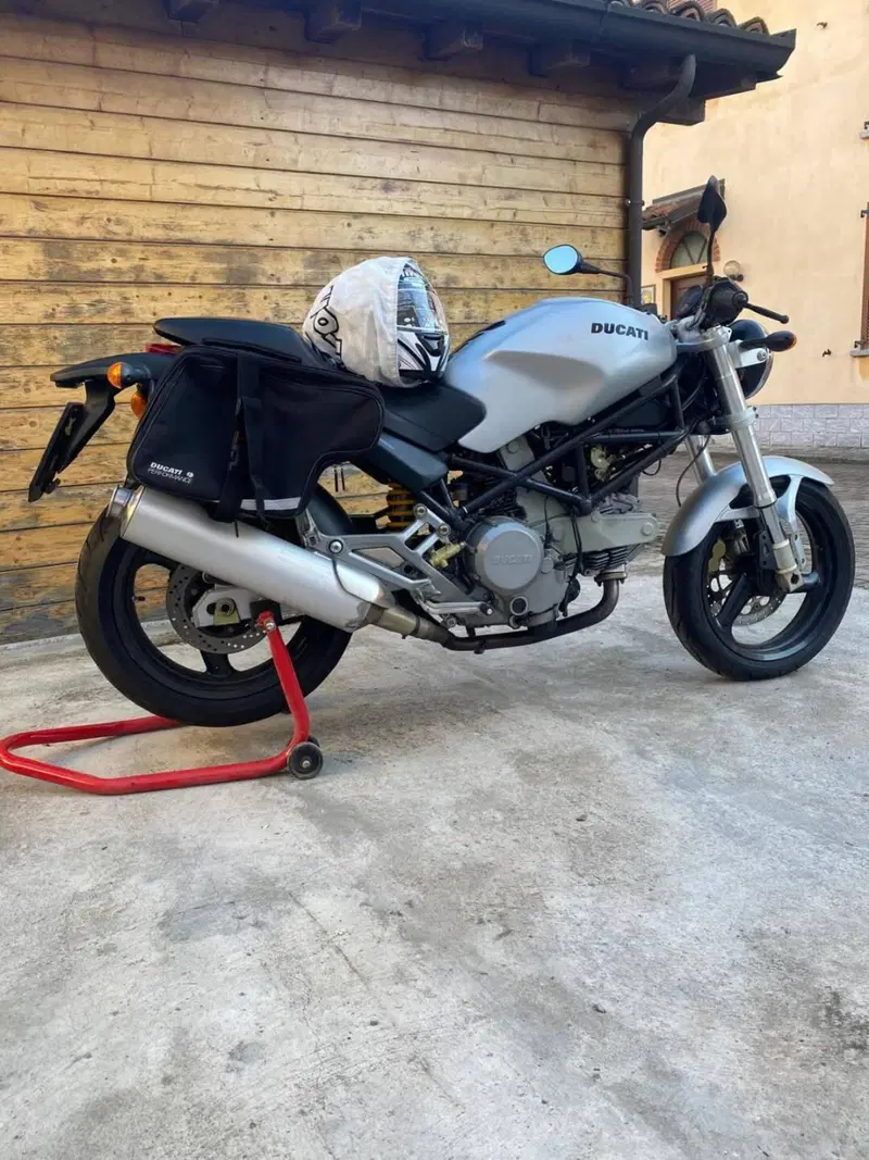 Ducati Monster 620 Dark (2003 - 06) (3)