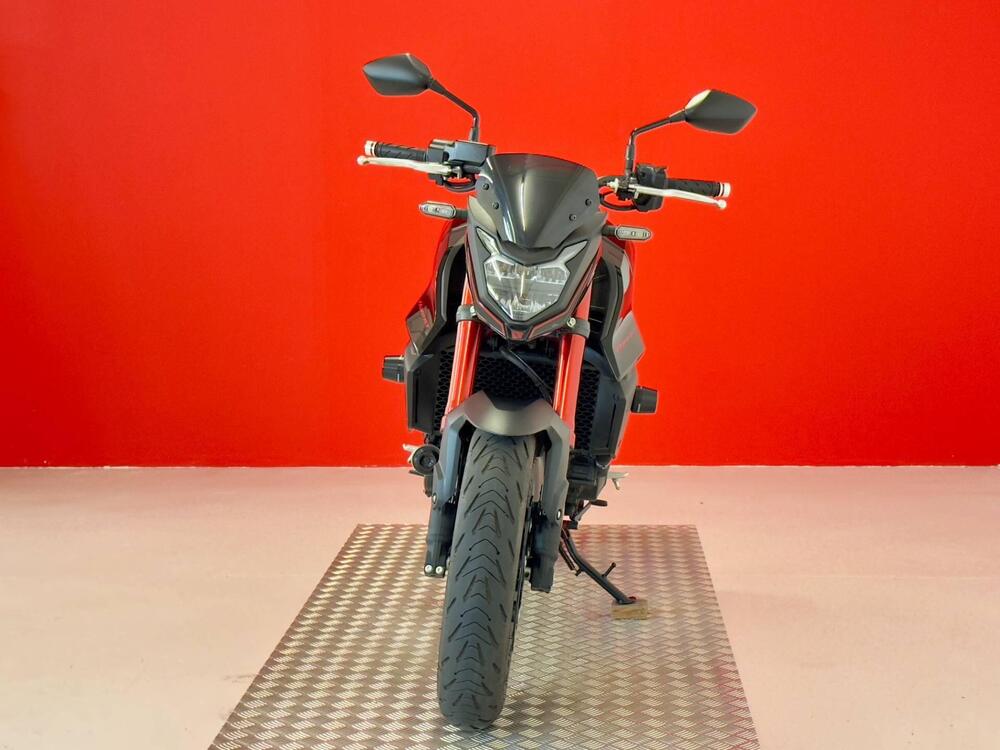 Honda CB 750 Hornet (2023 - 24) (3)