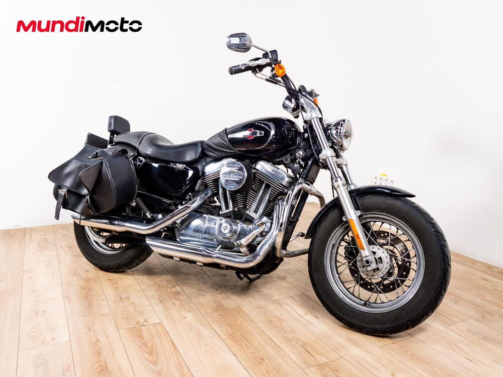 Harley-Davidson 1200 Custom (1995 - 00) - XL 1200C (2)