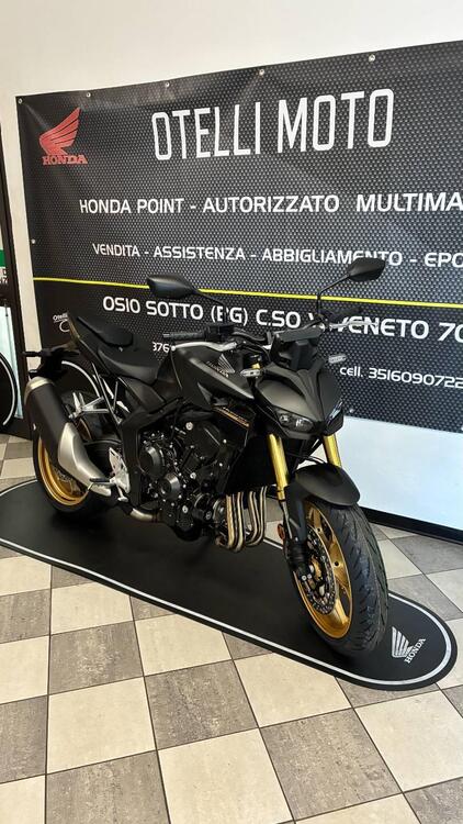 Honda CB 1000 Hornet SP (2025) (2)