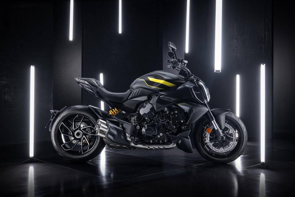 Ducati Diavel V4 (2023 - 25)