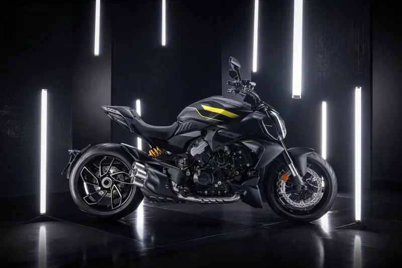 Ducati Diavel V4 (2023 - 26)