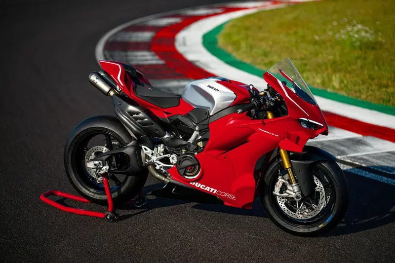 Ducati Panigale V4 R (2026) (5)