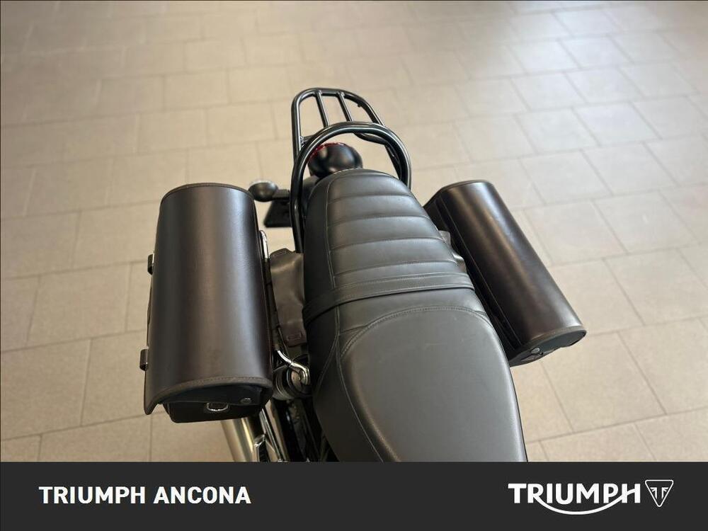 Triumph Street Twin 900 (2021 - 22) (2)