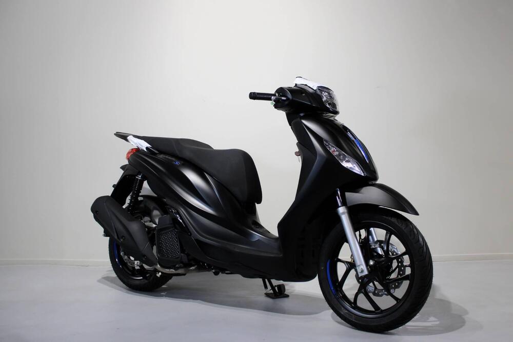 Piaggio Medley 125 S (2025) (2)