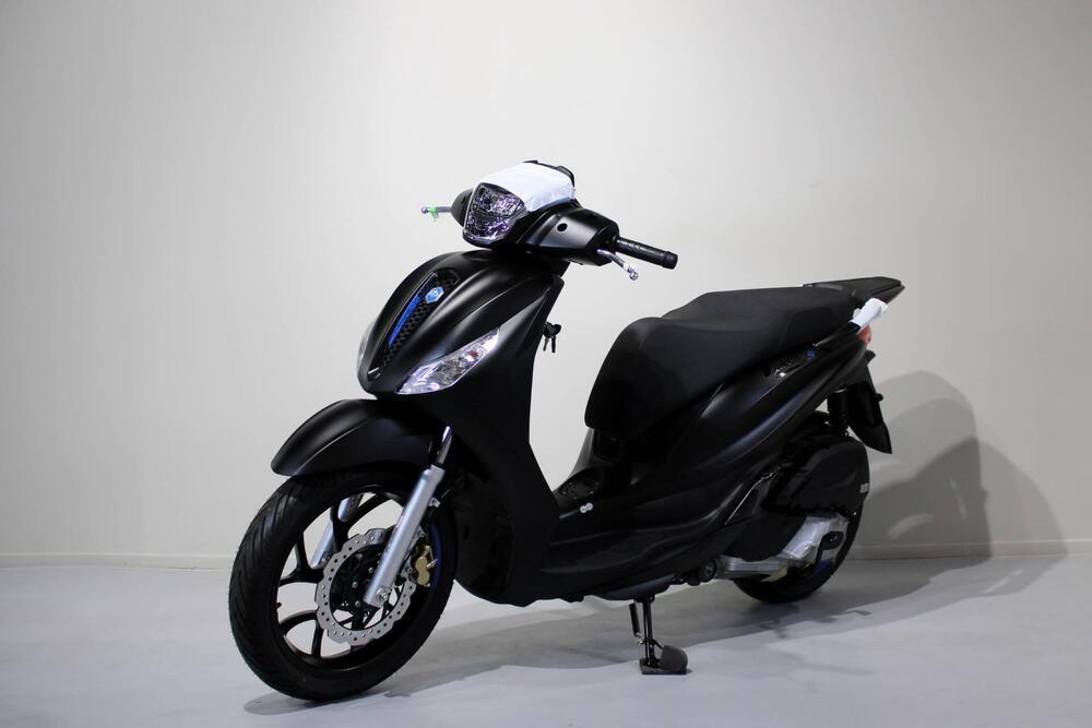 Piaggio Medley 125 S (2025) (3)