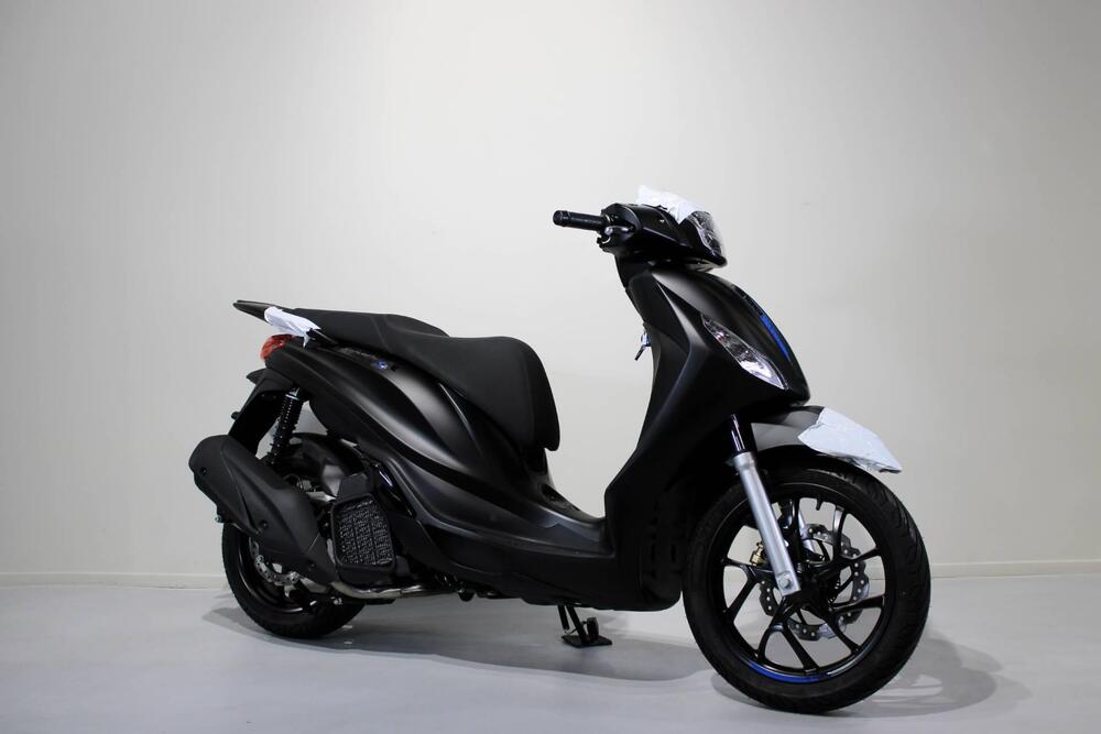 Piaggio Medley 200 S (2025) (2)
