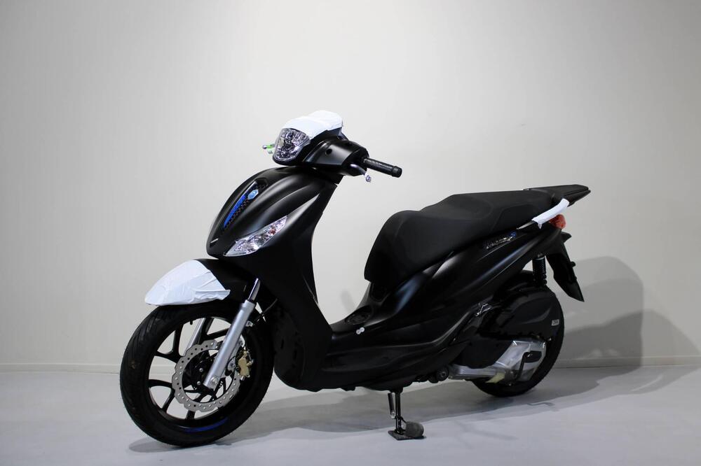 Piaggio Medley 200 S (2025) (3)