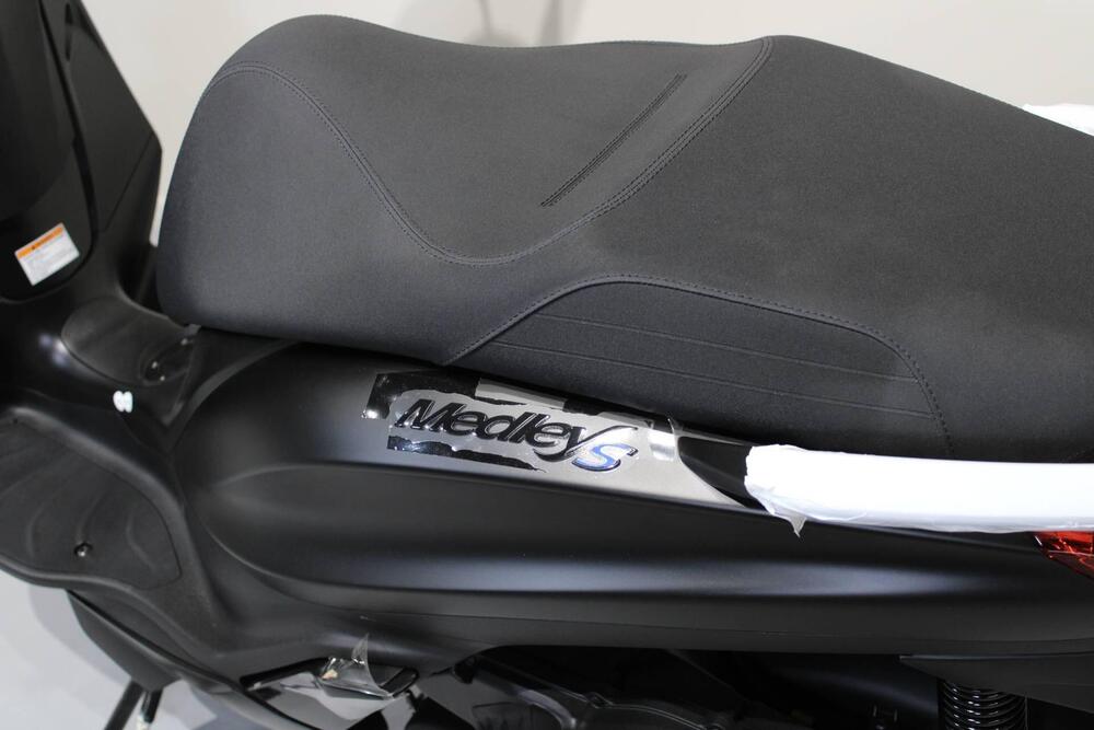 Piaggio Medley 200 S (2025) (5)