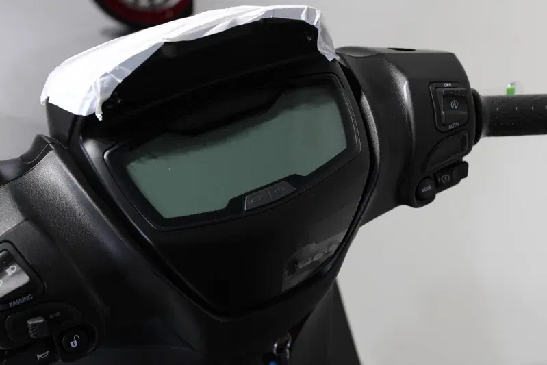 Piaggio Medley 200 S (2025 - 26) (6)