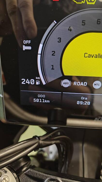 KTM 1290 Super Duke GT (2022 - 25) (5)