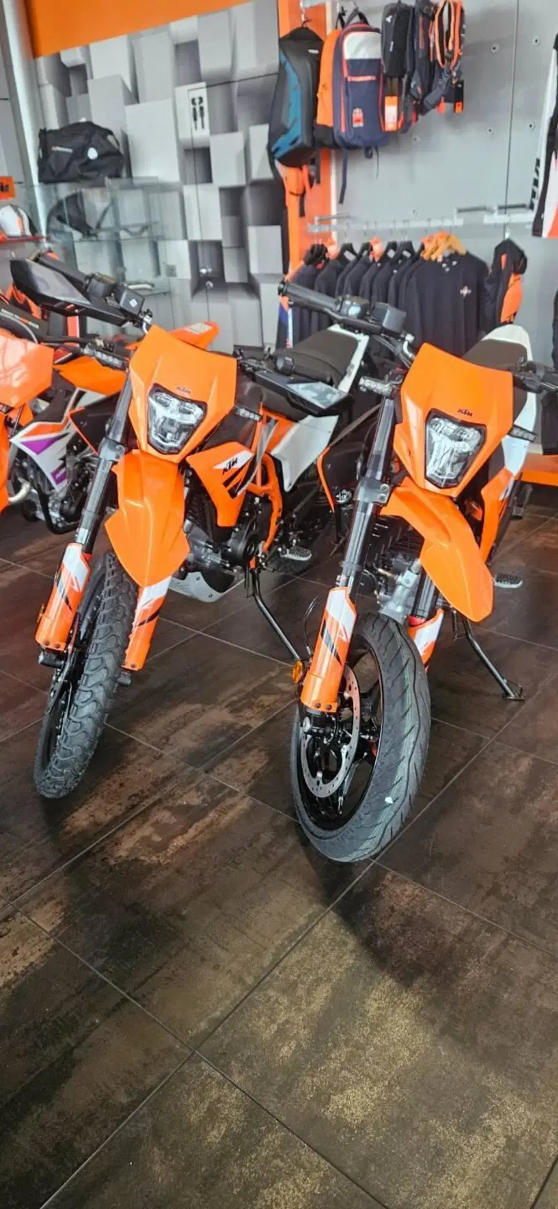 KTM 125 SMC R (2025 - 26) (20)