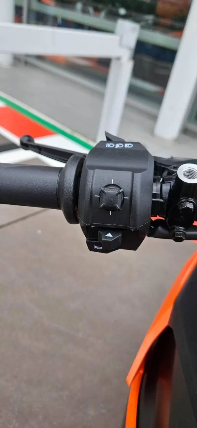KTM 125 SMC R (2025 - 26) (17)