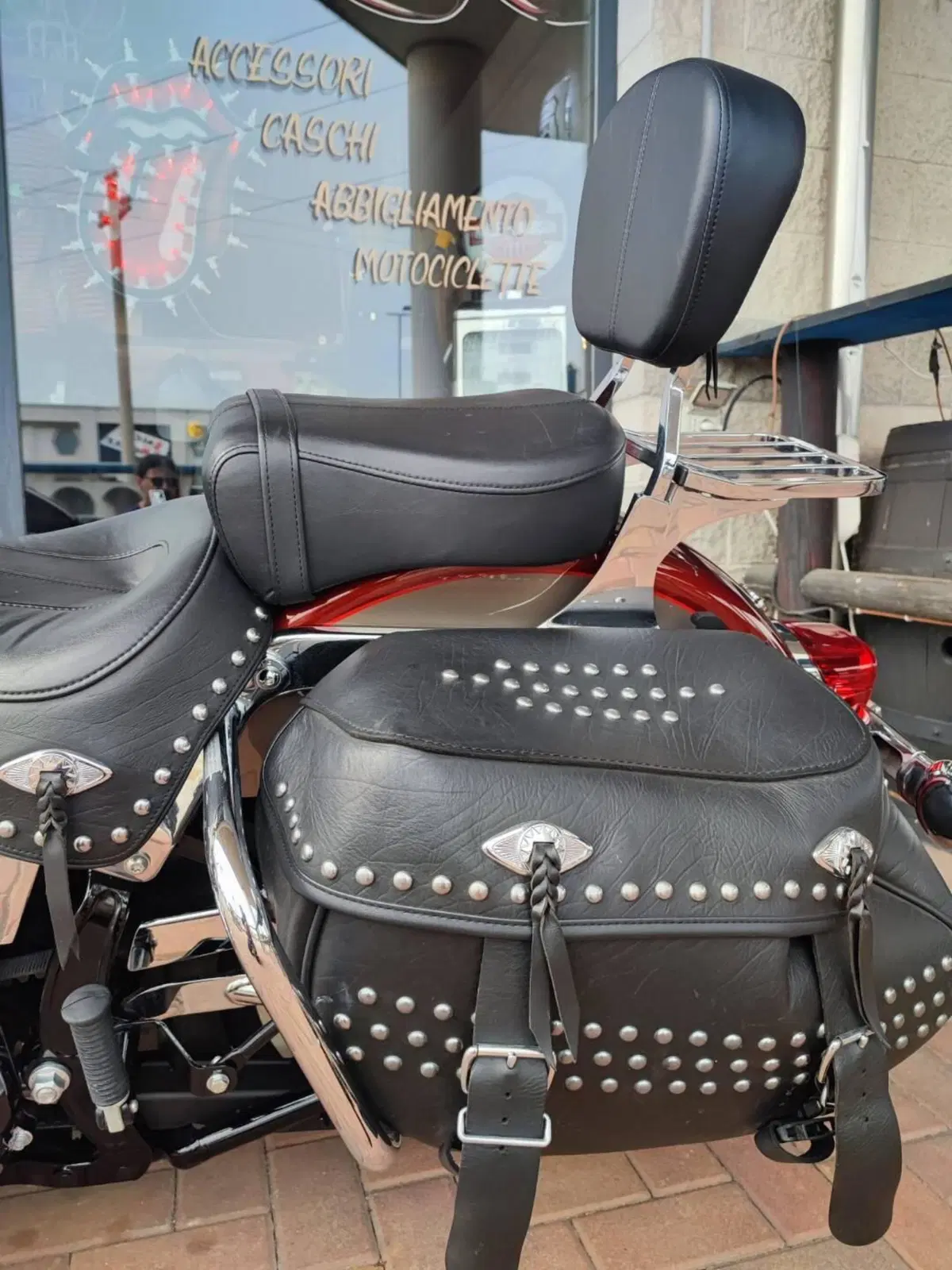 Harley-Davidson 1584 Heritage Classic (2008 - 10) - FLSTC (10)