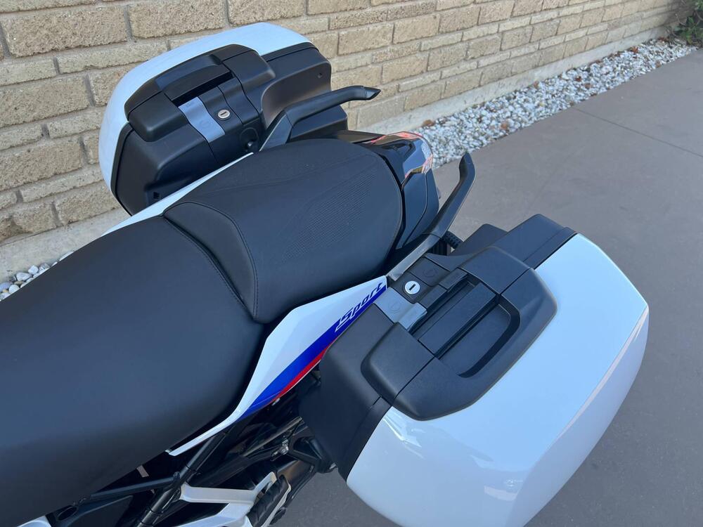 Bmw R 1250 R (2021 - 25) (5)