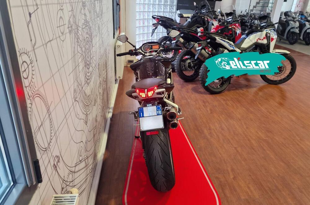 MV Agusta Brutale 990 R (2009 - 12) (5)