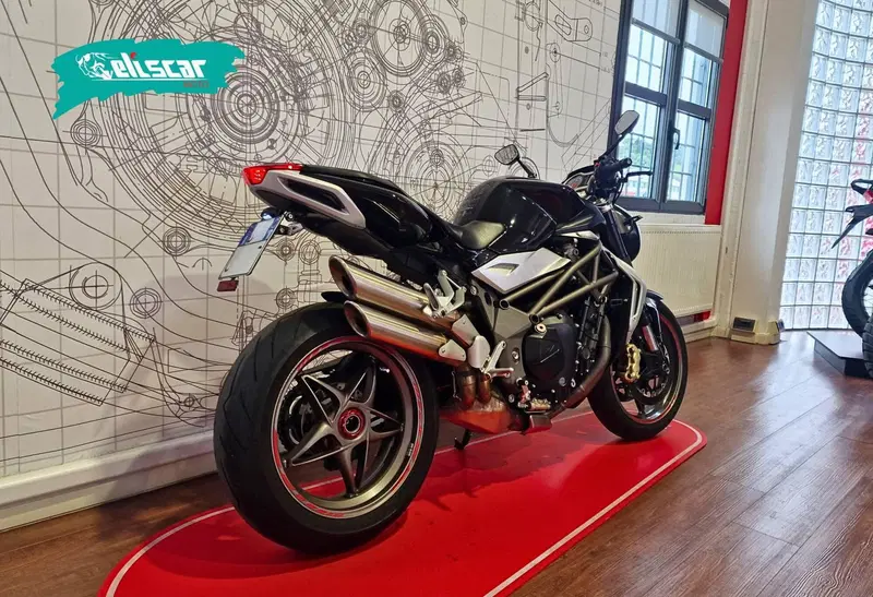 MV Agusta Brutale 990 R (2009 - 12) (4)