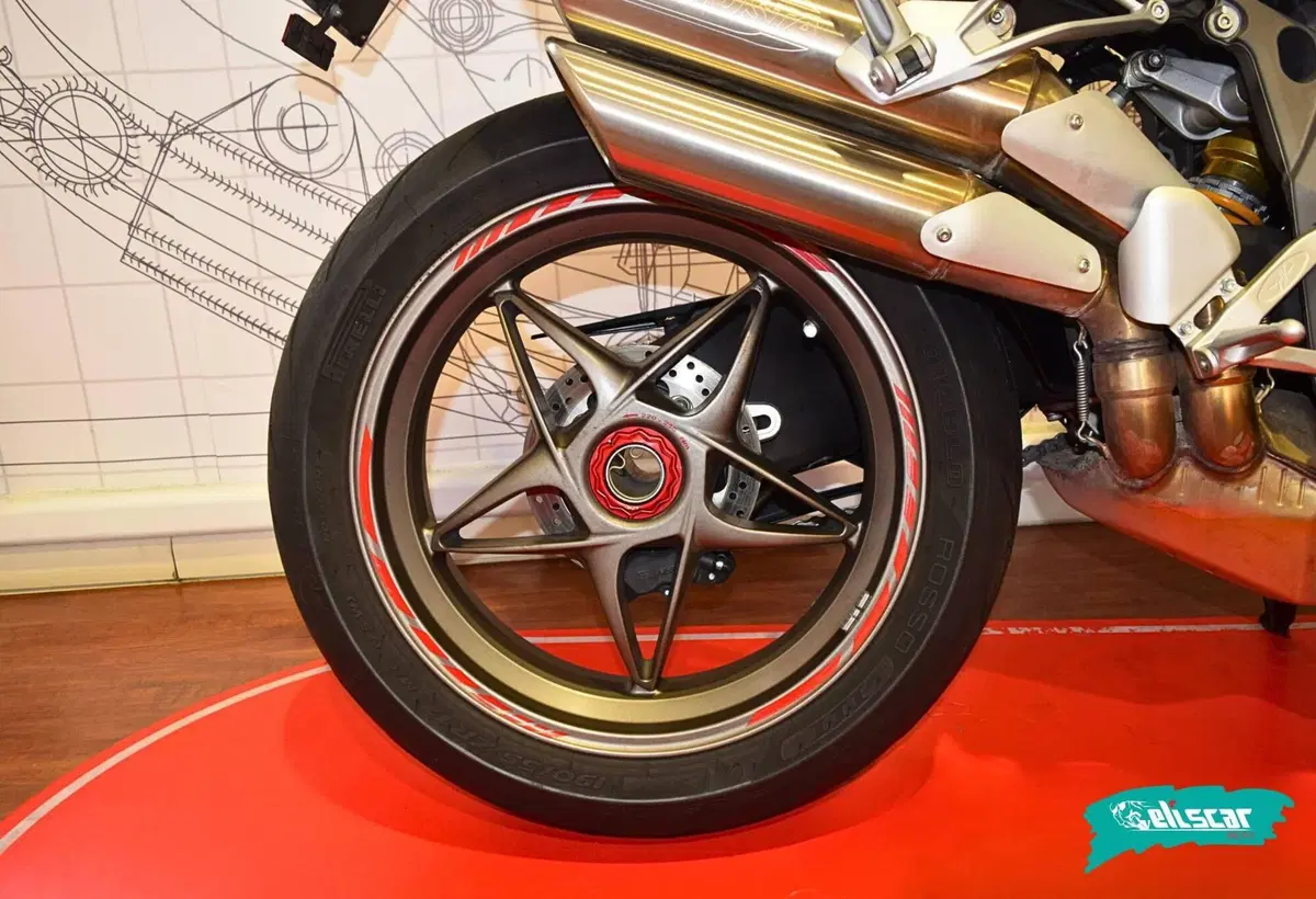MV Agusta Brutale 990 R (2009 - 12) (14)