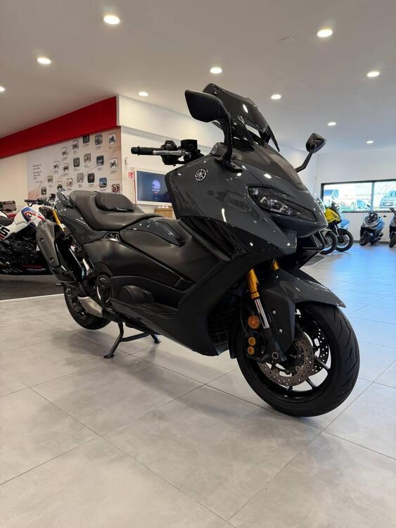 Yamaha T-Max 560 Tech Max (2022 - 24) (5)
