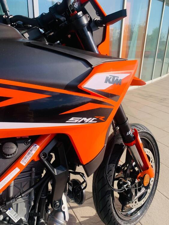 KTM 125 SMC R (2025) (4)