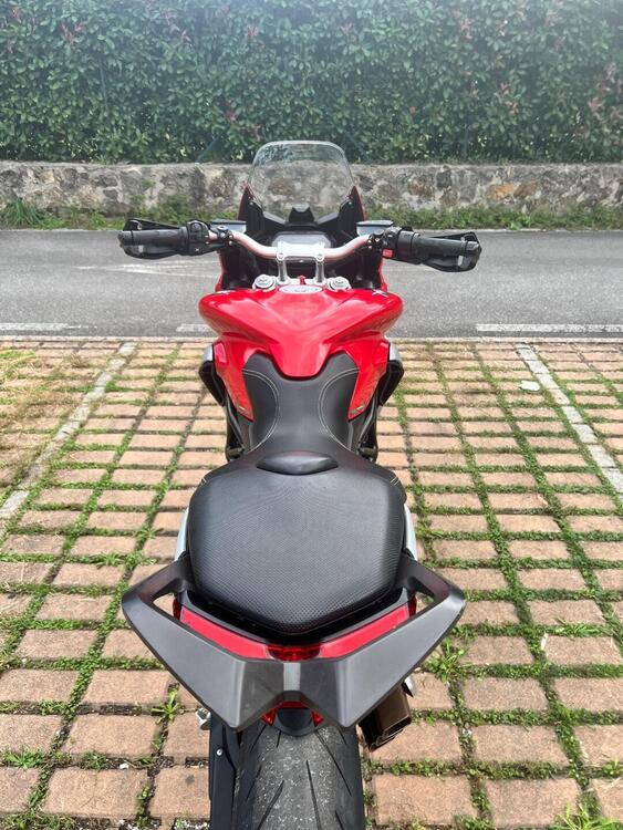 MV Agusta Turismo Veloce 800 (2014 - 16) (4)