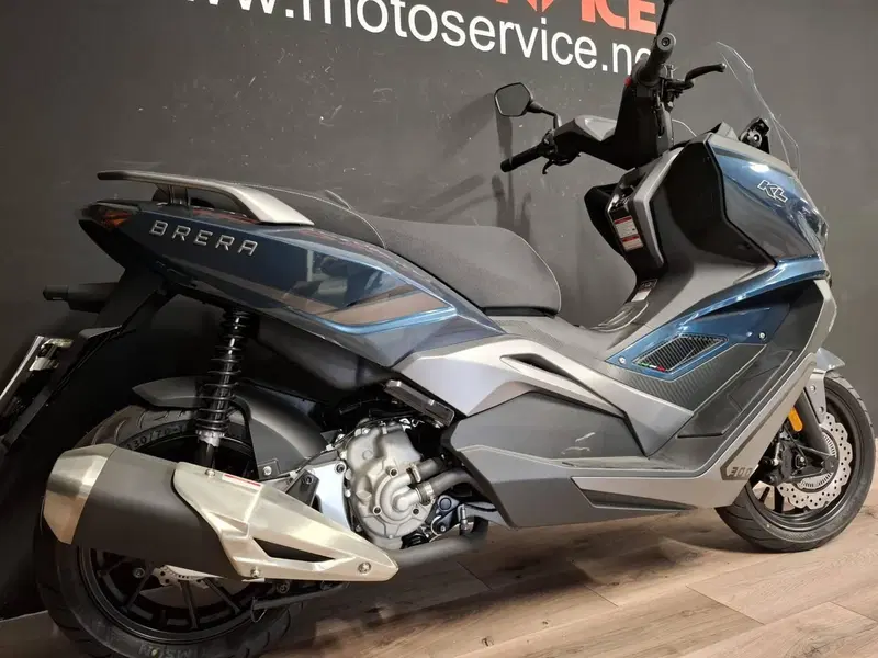 Kl Brera 300 (2022 - 25) (5)
