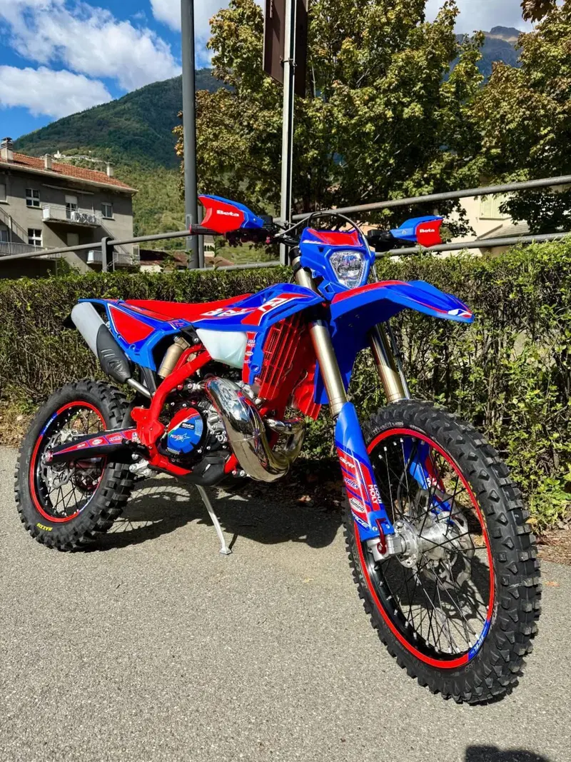 Betamotor RR 300 2T Enduro Race (2026) (2)