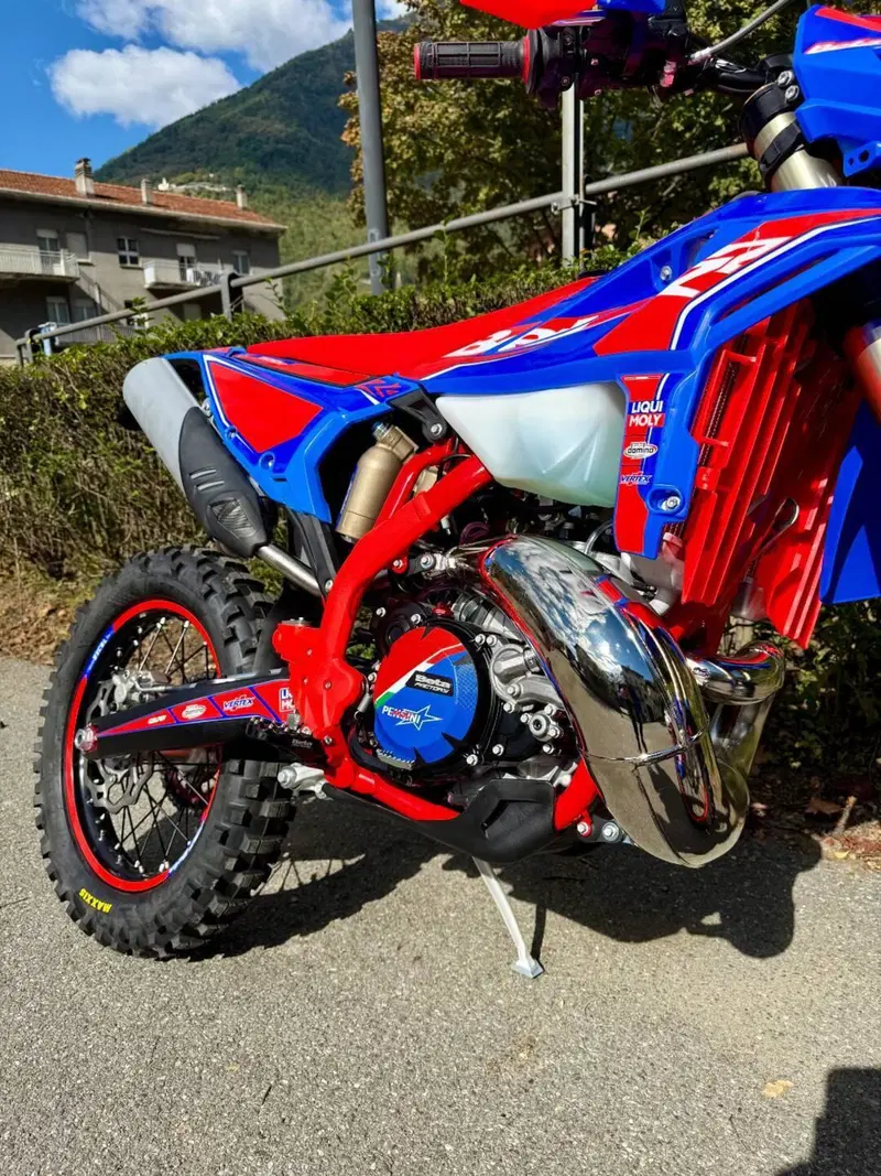 Betamotor RR 250 2T Enduro Race (2026) (3)