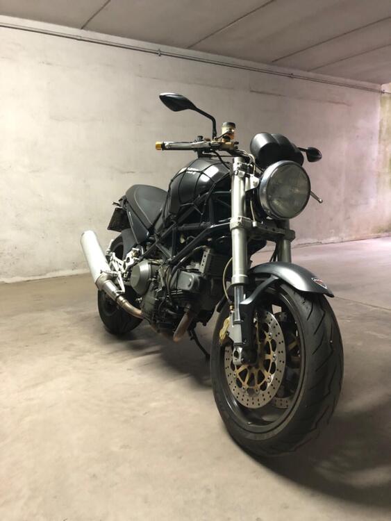 Ducati Monster 900 City Dark I.E. (1999 - 02) (2)