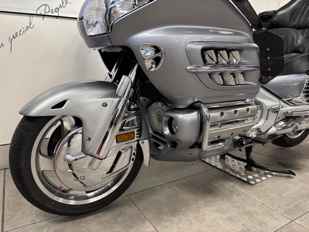 Honda GL 1800 Gold Wing (2007 - 11) (2)