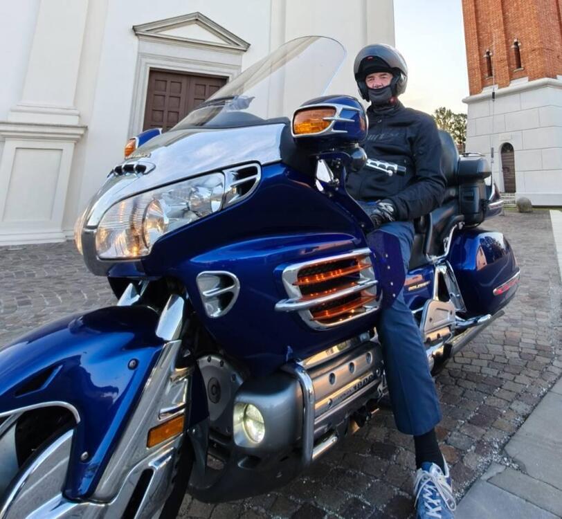 Honda GL 1800 Gold Wing (2000 - 05) (3)