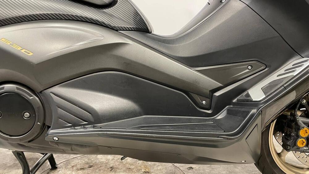 Yamaha T-Max 530 Iron Max ABS (2014 - 17) (4)