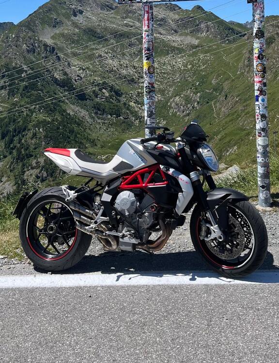 MV Agusta Brutale 800 EAS (2015)