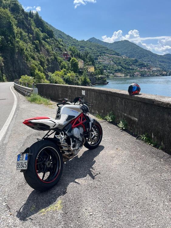 MV Agusta Brutale 800 EAS (2015) (2)