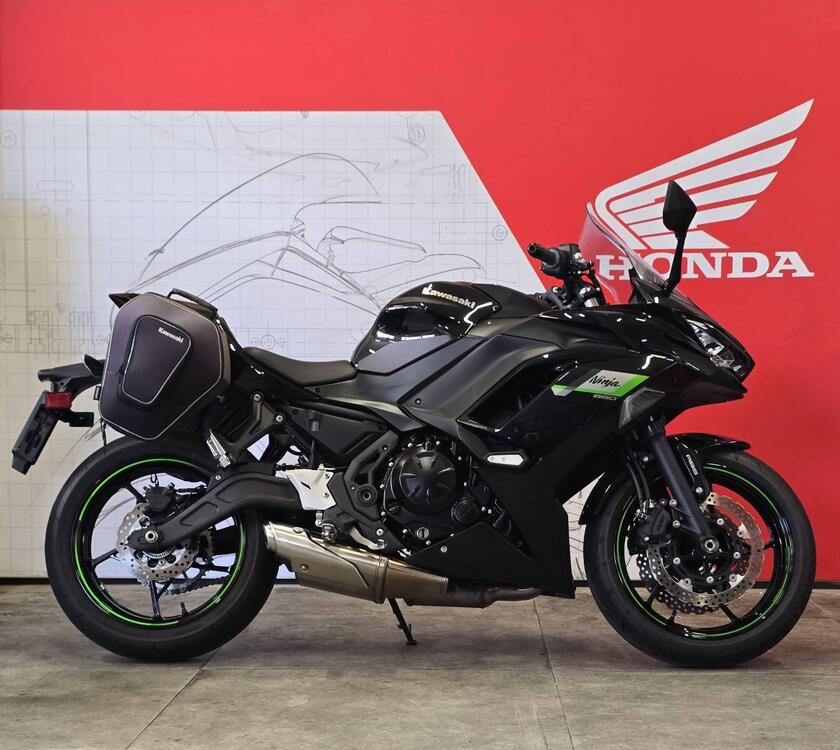 Kawasaki Ninja 650 Tourer (2025 - 26) (3)