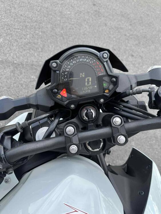 Kawasaki Z 400 (2023) (4)