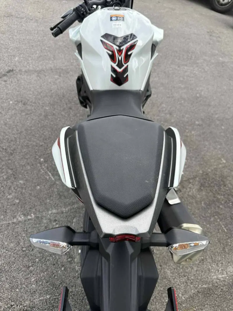 Kawasaki Z 400 (2023) (10)