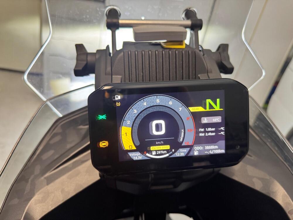 CFMOTO 700MT (2024 - 25) (5)