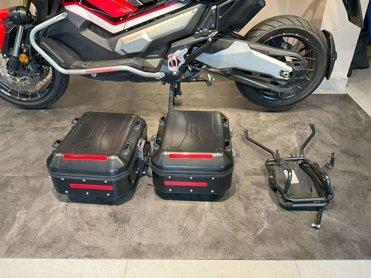 Honda X-ADV 750 (2017) (9)