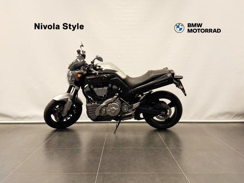 Yamaha MT-01 (2005- 11) (5)