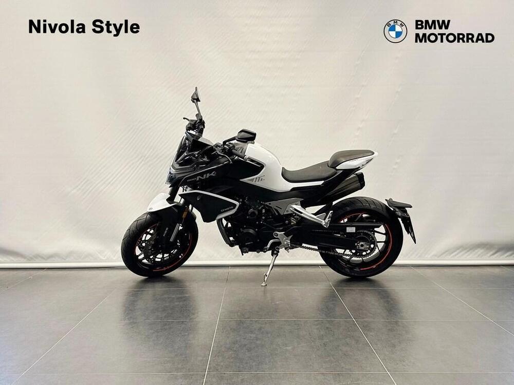 CFMOTO 800NK Sport (2023 - 25) (5)