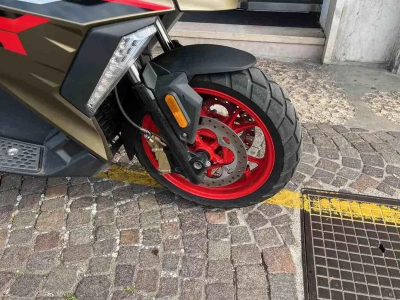Bmw C 400 X (2025 - 26) (3)